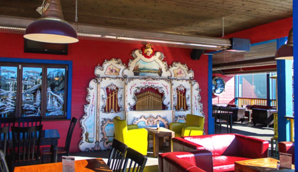 סילבר סטאר The Bulldog Hotel מראה חיצוני תמונה