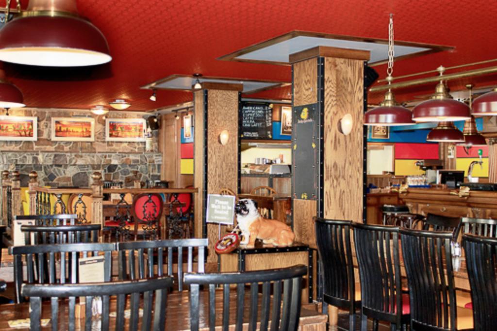 סילבר סטאר The Bulldog Hotel מראה חיצוני תמונה