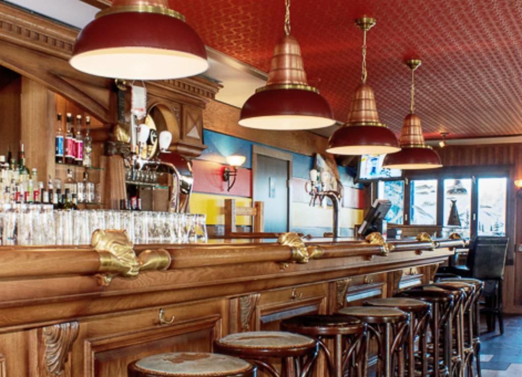 סילבר סטאר The Bulldog Hotel מראה חיצוני תמונה