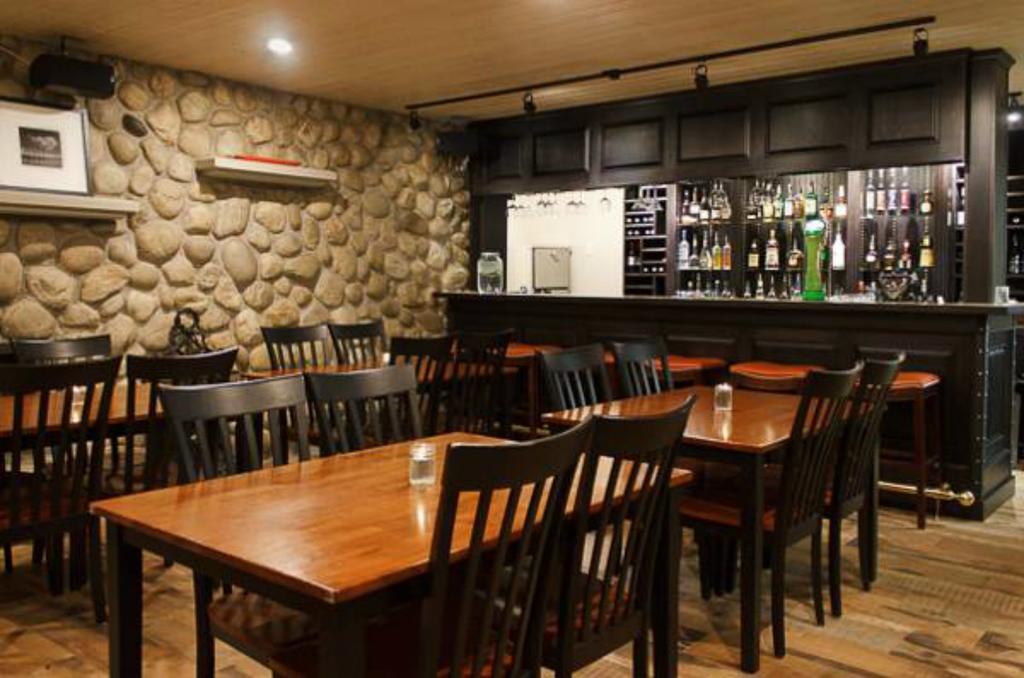 סילבר סטאר The Bulldog Hotel מראה חיצוני תמונה