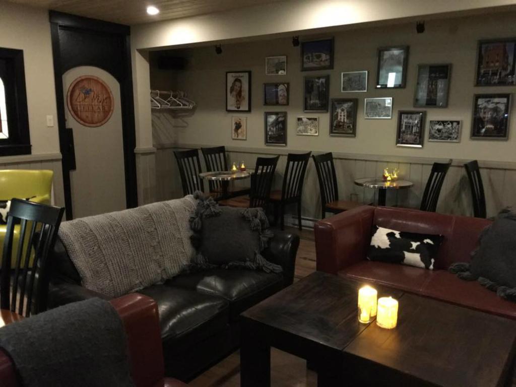 סילבר סטאר The Bulldog Hotel מראה חיצוני תמונה
